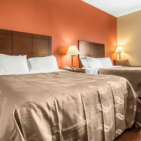 Quality Inn & Suites Lawrenceburg Extérieur photo