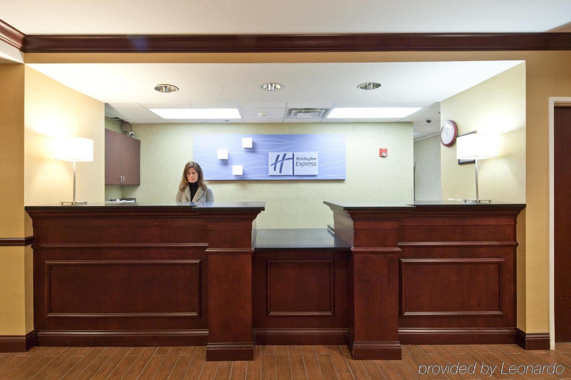Quality Inn & Suites Lawrenceburg Extérieur photo